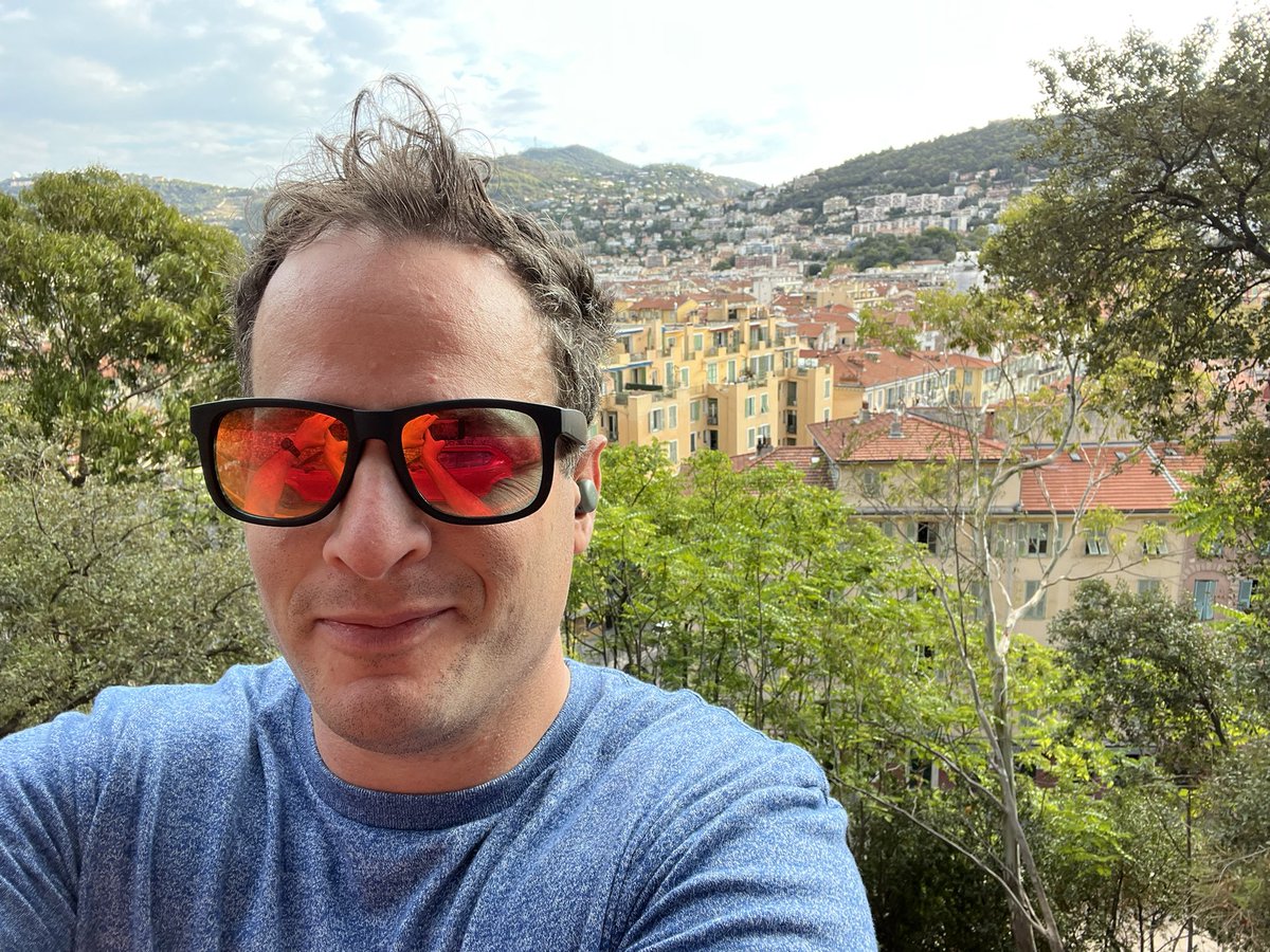 Neuronologist1's tweet photo. #LifeisMovement
The most incredible part of these pictures is not that I was able to take them while hiking all around Nice for 3 hours this morning, but that I did so after 8 hours of straight sleep without any meds nearly 10 years after being diagnosed with Parkinson’s.
#aDBS https://t.co/LERLOlcQbq