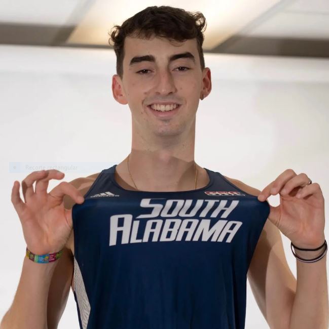atletismogalego's tweet photo. ➡️Xa temos a outro dos nosos talentosos atletas instalado nunha Universidade USA e concreto a de South Alabama.
Moita sorte David Vicente!!! https://t.co/OA2dArwqL5