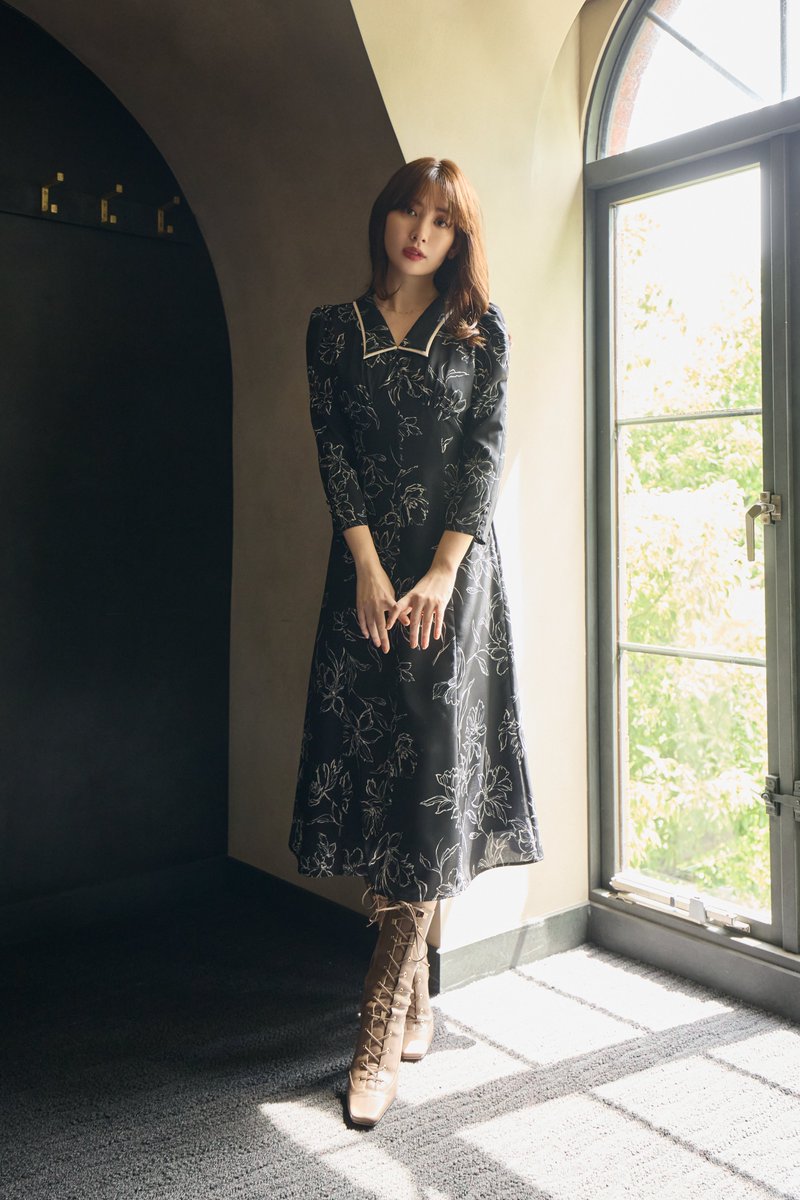 herlipto Limoges Floral Midi DressLimoges Floral Midi Dress  