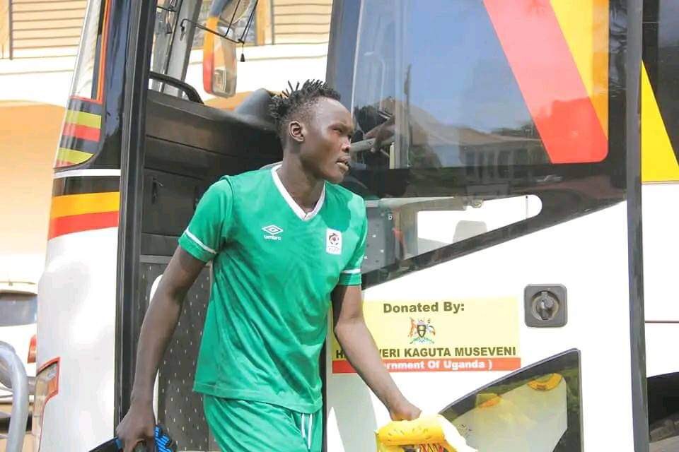 JeansBraddy's tweet photo. #Throw_Back 🇺🇬🐘⚽️ https://t.co/LhWxt8tXDy