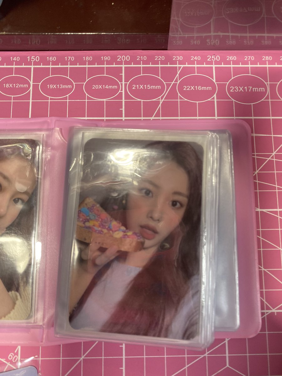 jenchaecarts's tweet photo. #hyeceived tysm @cafehyewon for bringing home a lot of my prios!! 🥹  hyewon toast haver na at last <33 take care always tysm also for the cute and neat packaging!! :> https://t.co/ufFavdaRZ2