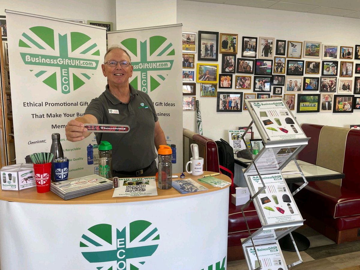 BusinessGiftUK's tweet photo. Thank you to everyone who said hello at @ShoutExpo HQ

The winner of our storm proof golf umbrella 🌂 was @Digitav 

See you all at #nwbe22 ^SW https://t.co/J9aeUpakuK