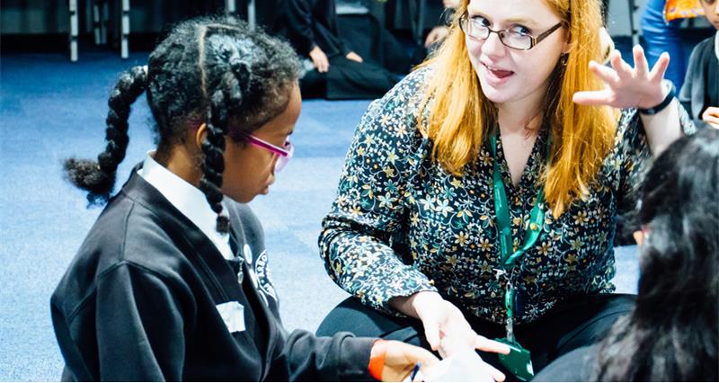 NFUtweets's tweet photo. Volunteers needed! @NFUEducation is partnering with the University of Manchester to link farmers and engineers with 80 primary schools in England in Wales to reconnect children on how their food is grown.

Interested? More details and register here 👉 https://t.co/D6U1GKWzlZ https://t.co/8Sqclz4FmF