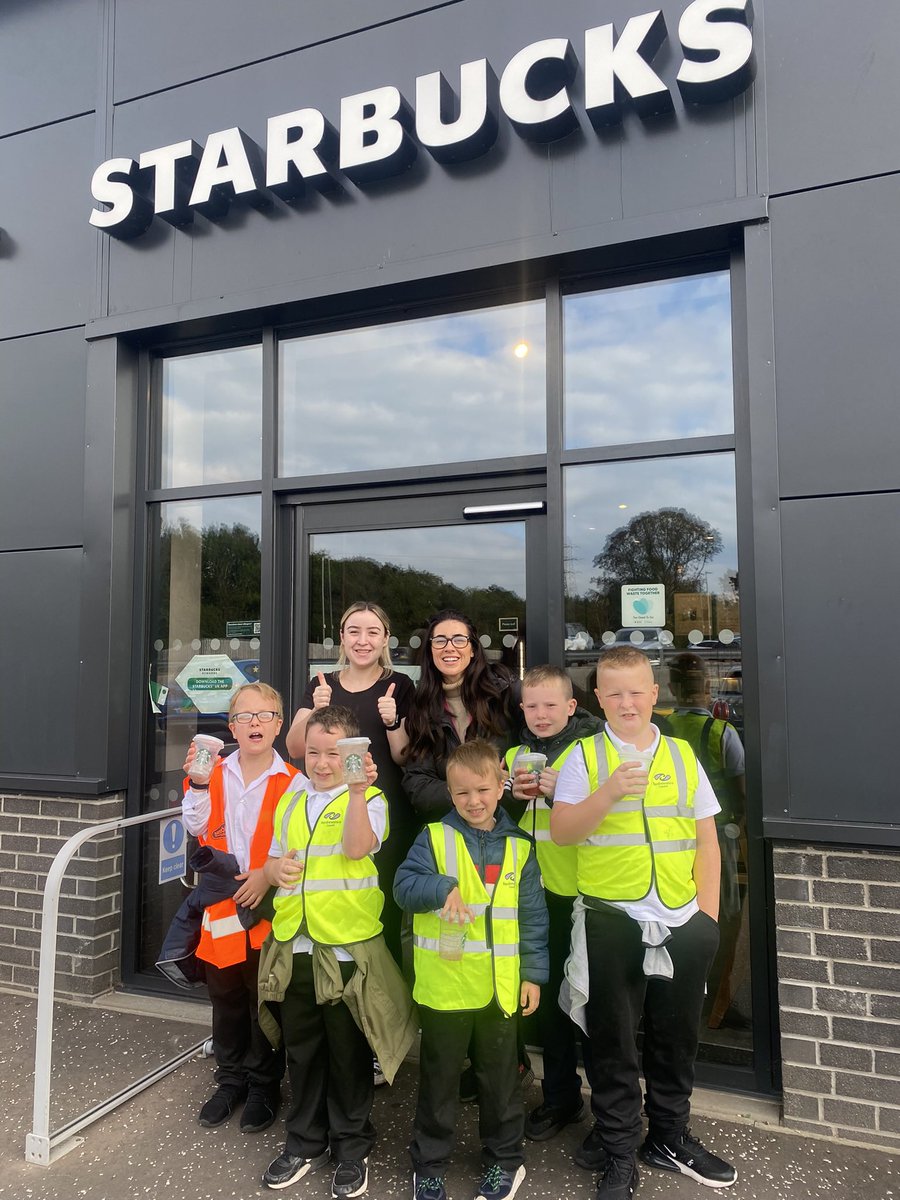 Cochrane_Castle's tweet photo. Huge thank you to @StarbucksUK for having our pupils in for breakfast. Our pupils had a ball at our local Johnstone Starbucks. Thanks to the team for organising this for us. ☕️🥣

#renfrewshireschools #cochranecastle #primaryschool #Starbucks #breakfast #oneren #renten https://t.co/1SJXlmz20R