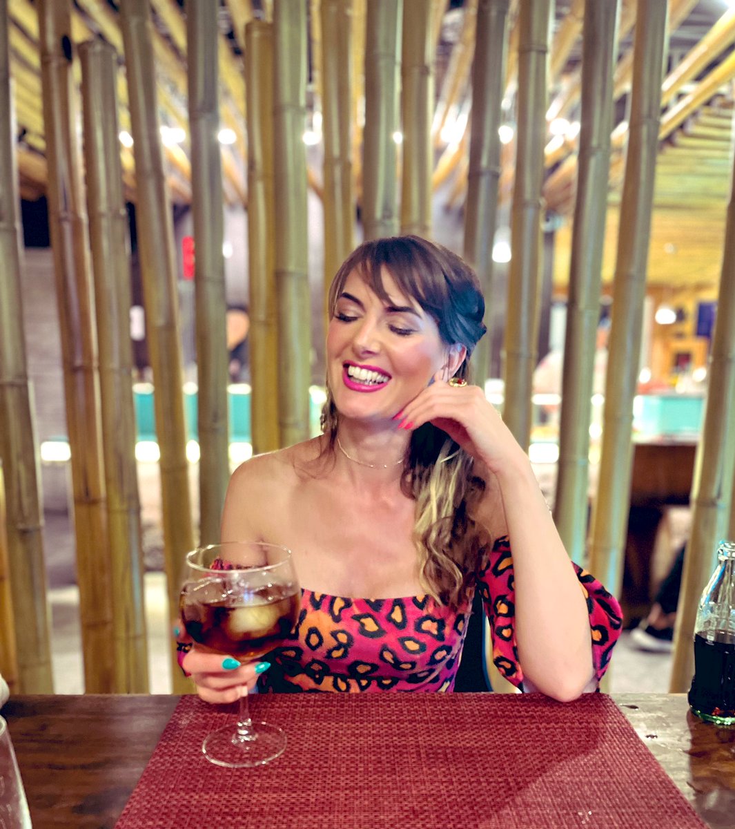 ✨🖤 Liz Mercuri 🖤✨ tweet media