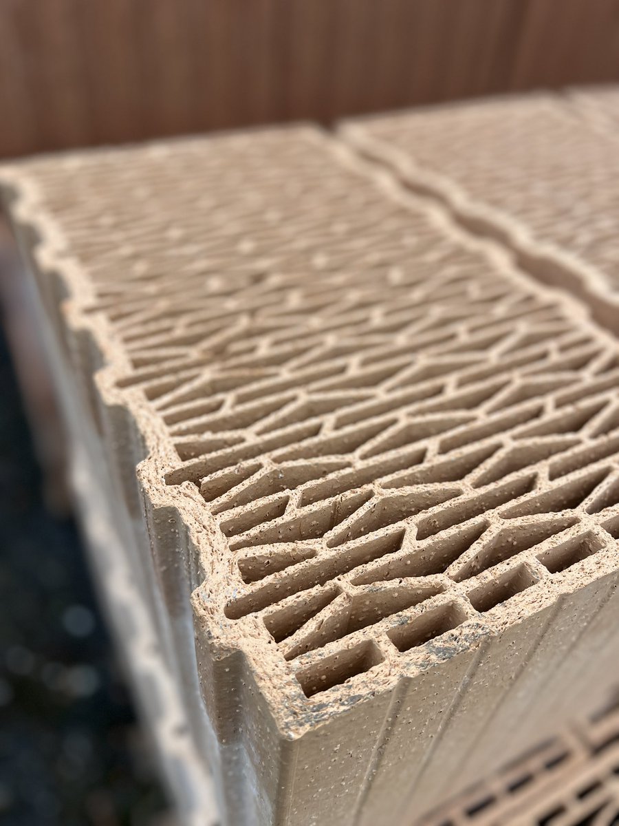 clayblock_ie's tweet photo. Porotherm T8 425 block provides U-value of 0.18W/m2K on its own No further insulation required! 100% natural https://t.co/1fgJwx49C0 office@clayblock.ie #environment #sustainable #building #housing #construction #porotherm #poroton #clayblock #health #healthyliving #earth #future https://t.co/LciKmyeSjK
