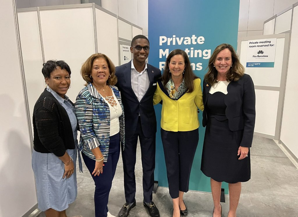 Tomorrow.City USA tweet media