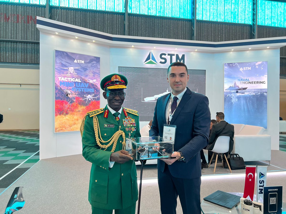 We’d like to thank Nigerian ministry of defence and general staff delegations for their visit to our #AAD22 booth. 🇹🇷🇳🇬#STMDefence #EngineeringTheNext @aadexpo