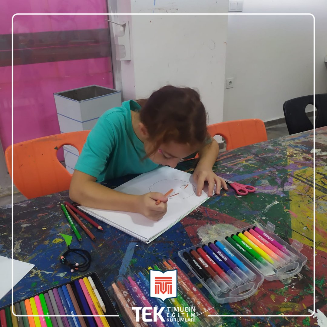 tekokullari's tweet photo. TEK Okulları İlkokul kademesinde öğrencilerimiz ilgi ve yetenek doğrultusunda yapılan sosyal kulüp faaliyetlerinde hem eğlenerek hem de öğrenerek eğitimlere devam ediyor.😊 https://t.co/5tyDquyDZM