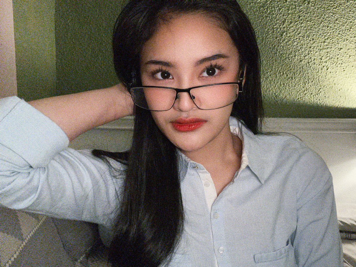 asheladz's tweet photo. kumpulin tugasnya https://t.co/cwMveBnAyV
