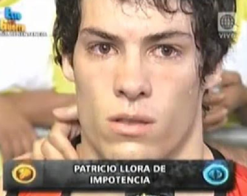xio00969761's tweet photo. #LaCaspaEsComoMiExPq  por más que intente no sale de mi cabeza https://t.co/JJFa7DBkuR