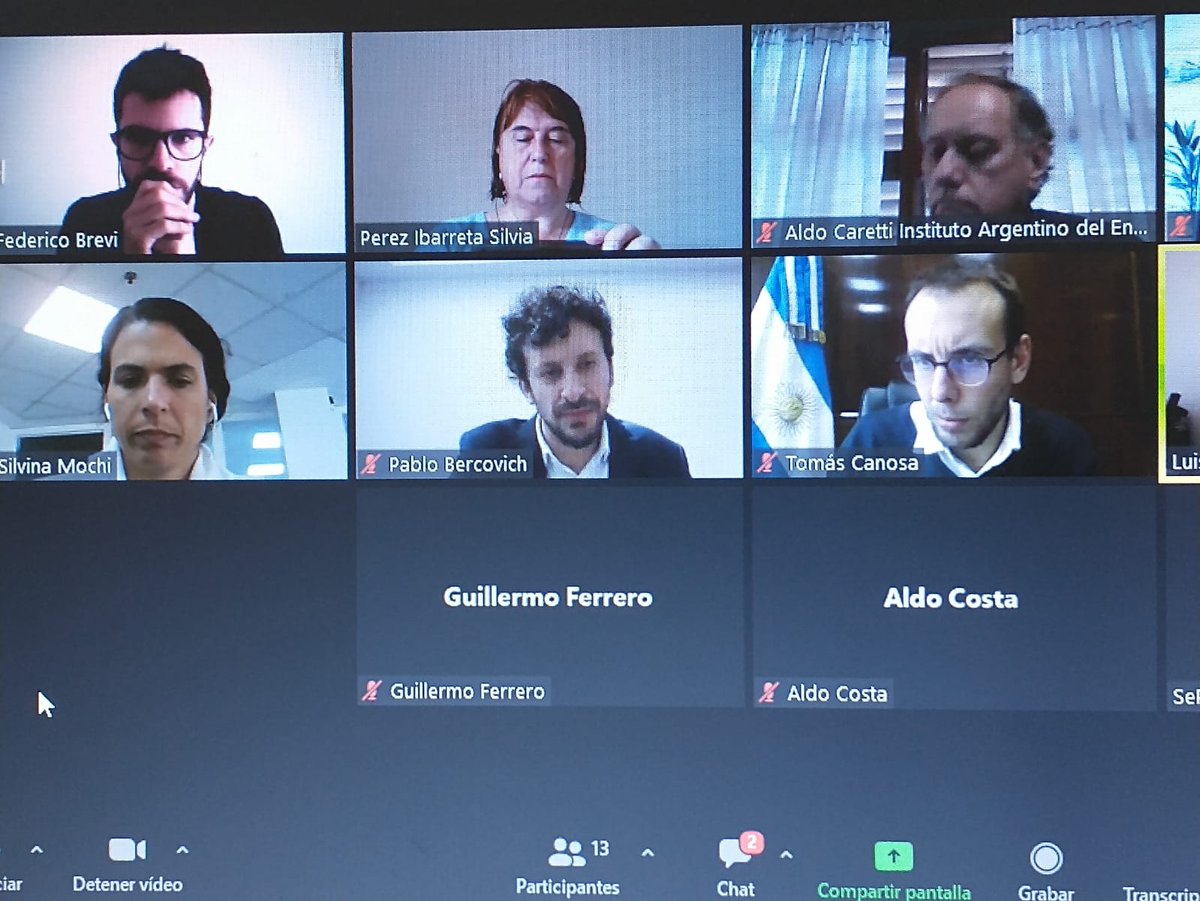 Nos reunimos como integrantes de la Marca Sectorial maquinaria-alimentos.ar con funcionarios de 
<a href="/produccion_arg/">Secretaría de Industria y Desarrollo Productivo</a> <a href="/tomascanosa/">Tomás Canosa</a> <a href="/SMochi20/">Silvina Mochi</a> 
 Se trató la iniciativa para presentar la Marca por región, con su oferta tecnológica 
<a href="/BercovichPablo/">Pablo Bercovich</a>
 <a href="/pablorufino/">Pablo Rufino</a> 
 cafmei.org.ar