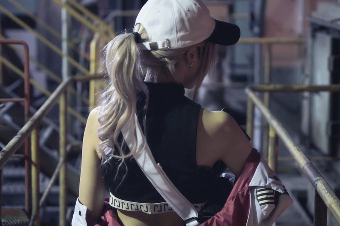 Twitterのコスプレ画像2