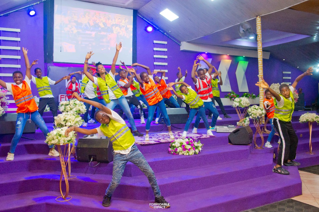 tremcojapapa's tweet photo. Tuesday heralded the commencement of our Annual conference; a ground for sizzling performances, transformational messages, edifying worship & a wholesome divine experience. Rev Roland Jibiri delivered an inspiring message to kick-off.#TREM #TREMCOJAPAPA #CGF2022 #FORMIDABLEIMPACT https://t.co/8g9GXY58PM