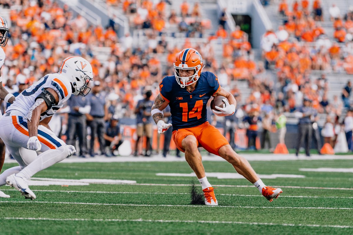 CC_BloNo's tweet photo. Best of luck to @IlliniFootball as they take on Chattanooga tonight! We can't wait to host @goatmccray5, @tommydevito007, and @cwash82 this Saturday from 12PM-1:30. Get your tickets by visiting the shop! Tickets on-sale at the shop!

@nowbn1007 
@967Rock 
(📸@pierson_sid) https://t.co/kfLvOMTbbk