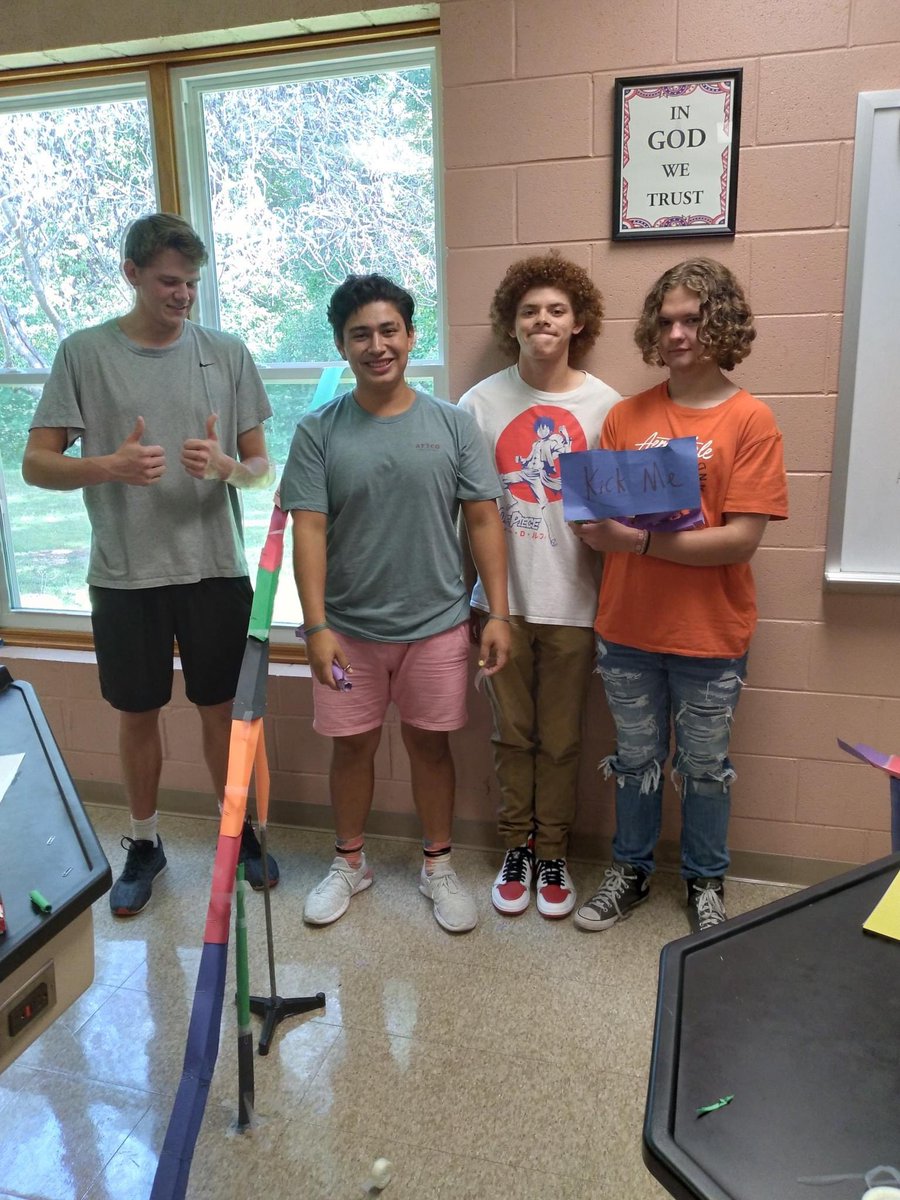 ItawambaAHS's tweet photo. Mr. Fennell's Physics class made roller coasters to launch marbles to illustrate the relationship between potential and kinetic energy. #wemakelearningfun https://t.co/KWqgRynGnp