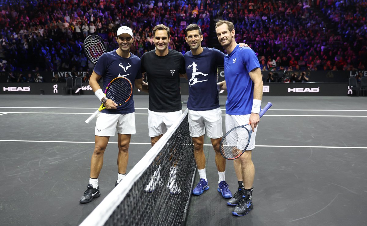 JeuSetMaths's tweet photo. Sur cette photo...
🏆 329 titres
       dont 66 en Grand Chelem
👑 933 semaines N°1
🏅 8 médailles Olympiques
       dont 5 en or
🏳️ 8 Coupe Davis
 🎾 4 043 victoires sur le circuit ATP
🤯 Vainqueurs de 66 des 77 Grand Chelem disputés depuis Wimbledon 2003

BIG FOUR. ✨ https://t.co/xgujdeCmf8