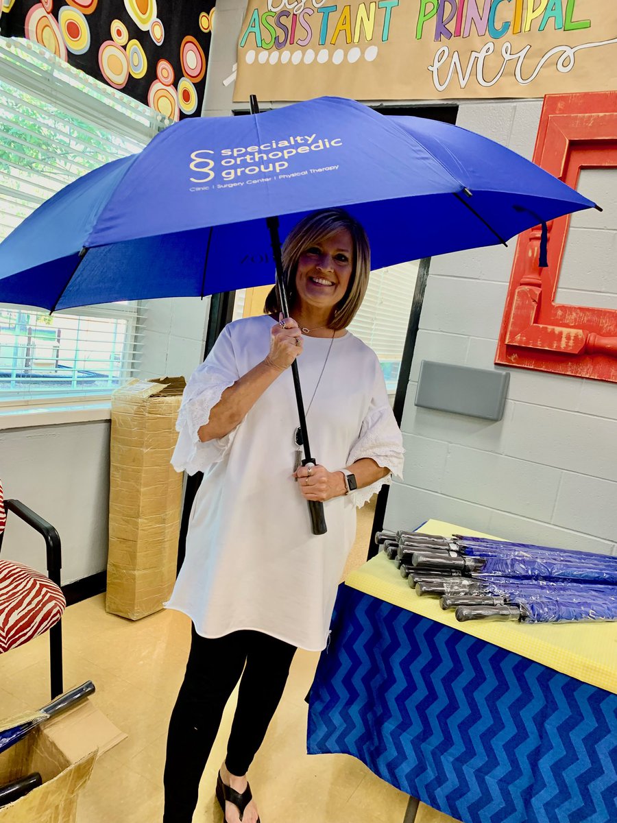 Lawhon TPSD (@lawhontpsd) on Twitter photo Thank you so much for the umbrellas for our staff!! <a href="/SpecialtyOrtho1/">Specialty Orthopedic Group</a> and PTO! We love them! 💛💙#tpsd <a href="/tupeloschools/">Tupelo Schools</a> Thank you so much for the umbrellas for our staff!! <a href="/SpecialtyOrtho1/">Specialty Orthopedic Group</a> and PTO! We love them! 💛💙#tpsd <a href="/tupeloschools/">Tupelo Schools</a>