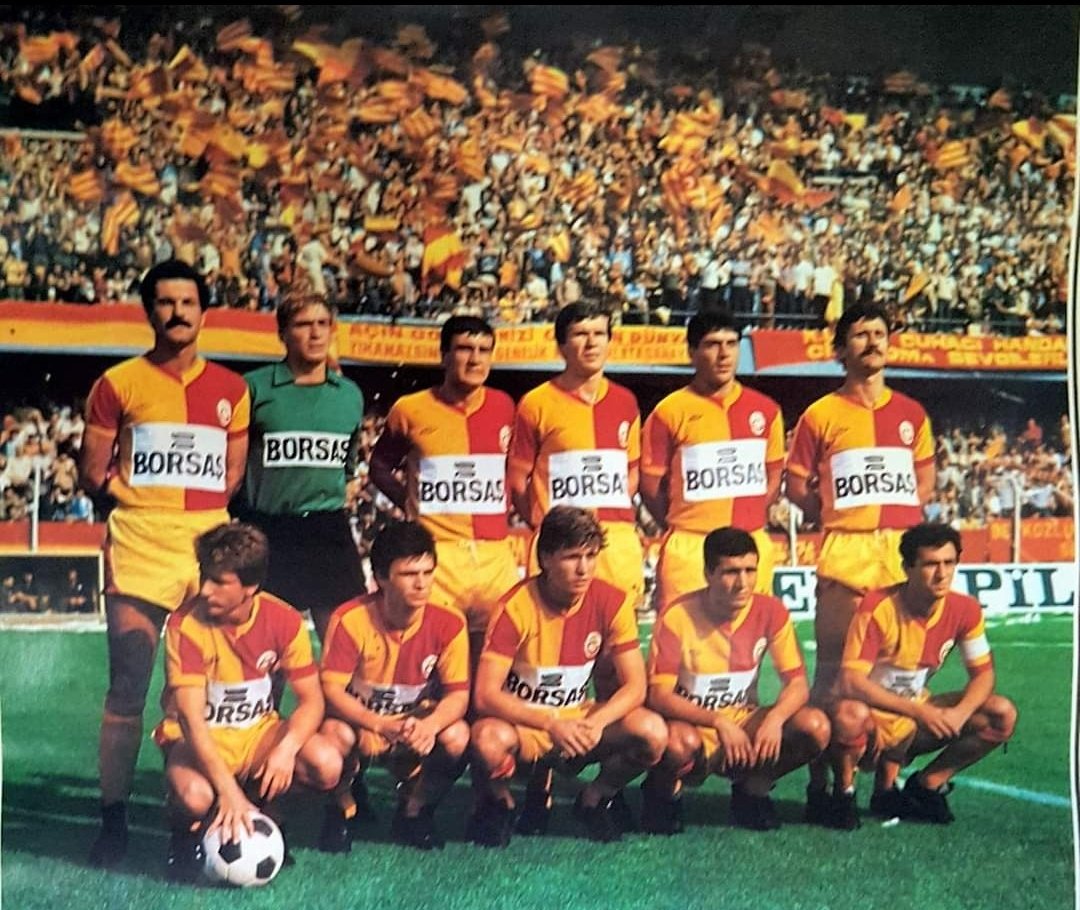 Ali Sami Yen Stadı. • 1982