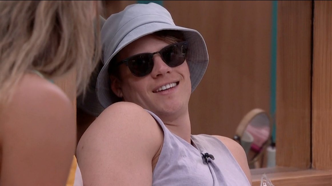 BBphilliesgirl's tweet photo. Can we get a jury segment so we can see this guy tonight? #teamkyle #kyle4afp https://t.co/wSbByki3eB