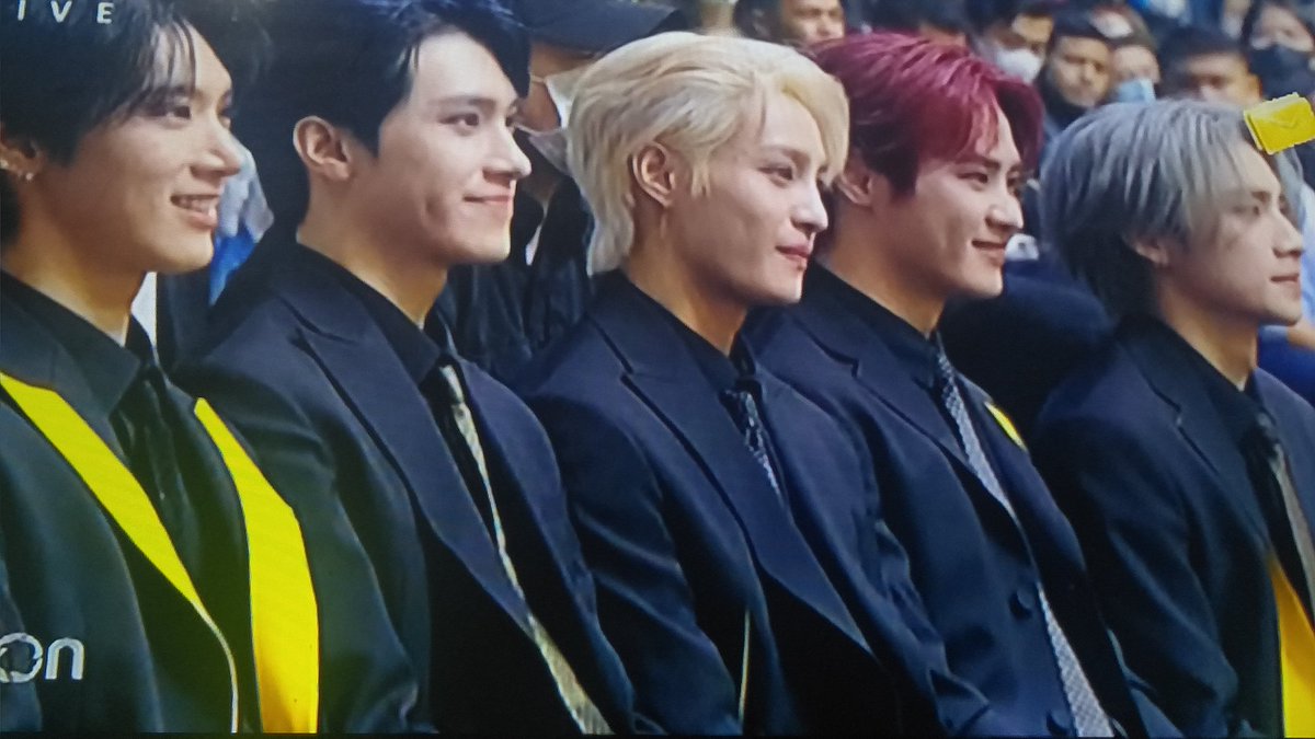 jaeminsiomay's tweet photo. WayV 😭😭😭😭😭
#WayVatITA2022
#WayV_in_Indonesia #SelamatDatangWayV #WayV @WayV_official https://t.co/nQBx8LRfns
