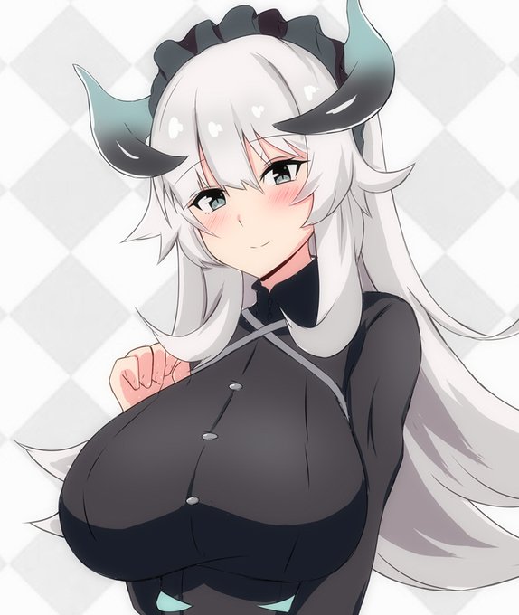 ドラゴンメイド チェイム・・・です・・・(滝汗 