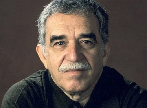 fuedicho's tweet photo. "Un hombre sabe que está envejeciendo porque empieza a parecerse a su padre". 
Gabriel García Márquez
#Fuedicho https://t.co/UYKN7dSr2R