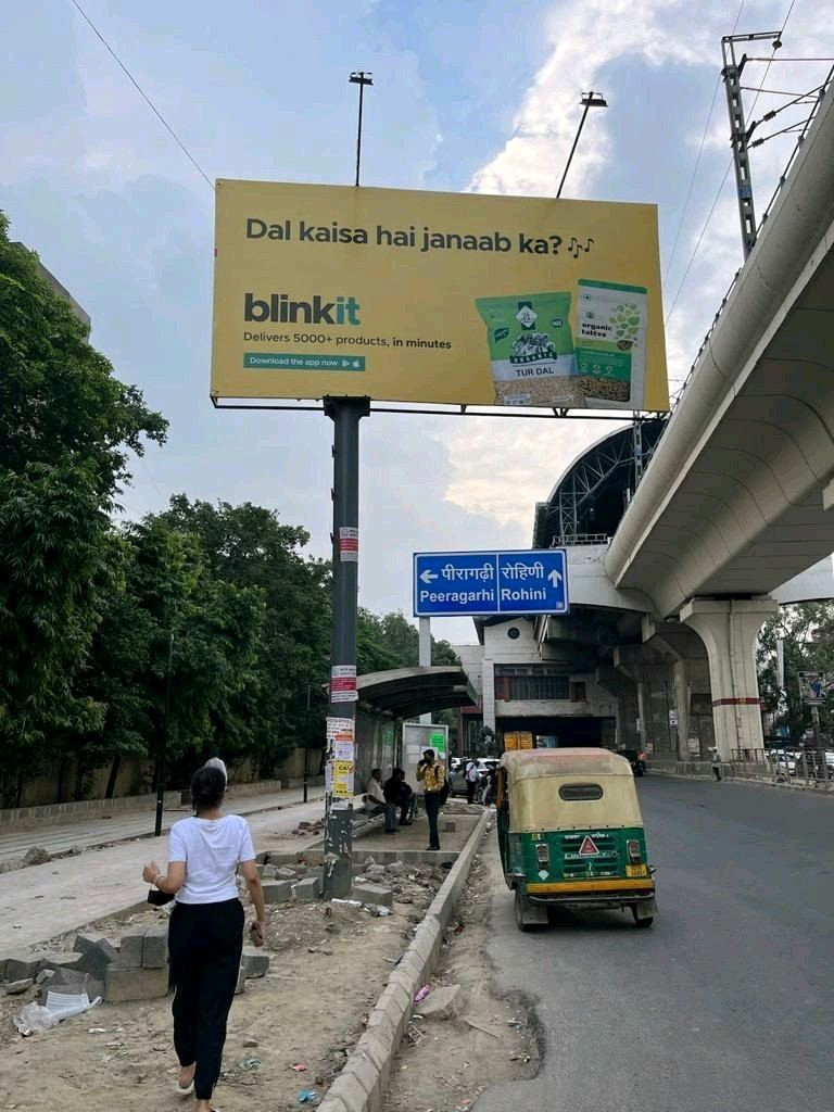 sharmaapriya's tweet photo. Amaze to see such fantabulous punch lines used by @letsblinkit Can surely see the wow factor being focused to grab the eyeballs of your customers 😀 #CreativityAtItsPeak https://t.co/KZ9ZhsZRbP