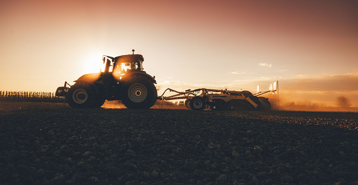 AGCOcorp's tweet photo. Check out the #ValtraBlog on how you can avoid soil compaction on your farm. Use these techniques to improve drainage, avoid slippage, improve fuel efficiency and increase yields.
https://t.co/XdPY5Snthz

#ValtraBlog #Valtra #ValtraTractors https://t.co/FC5ErJceAW