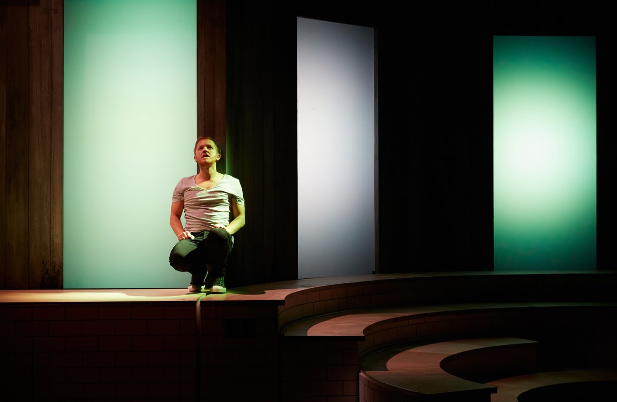 Sherman Theatre / Theatr y Sherman (@shermantheatre) on Twitter photo Back by popular demand, Daf James' hit play #Tylwyth is at the Sherman from 26 September.
Don't miss this powerful, hilarious and uplifting take on contemporary Welsh life.
📆 26 - 30 September
🎫 ow.ly/KWVP50KAOf1
📸 <a href="/MarkDouet/">Mark Douet</a> Back by popular demand, Daf James' hit play #Tylwyth is at the Sherman from 26 September.
Don't miss this powerful, hilarious and uplifting take on contemporary Welsh life.
📆 26 - 30 September
🎫 ow.ly/KWVP50KAOf1
📸 <a href="/MarkDouet/">Mark Douet</a>