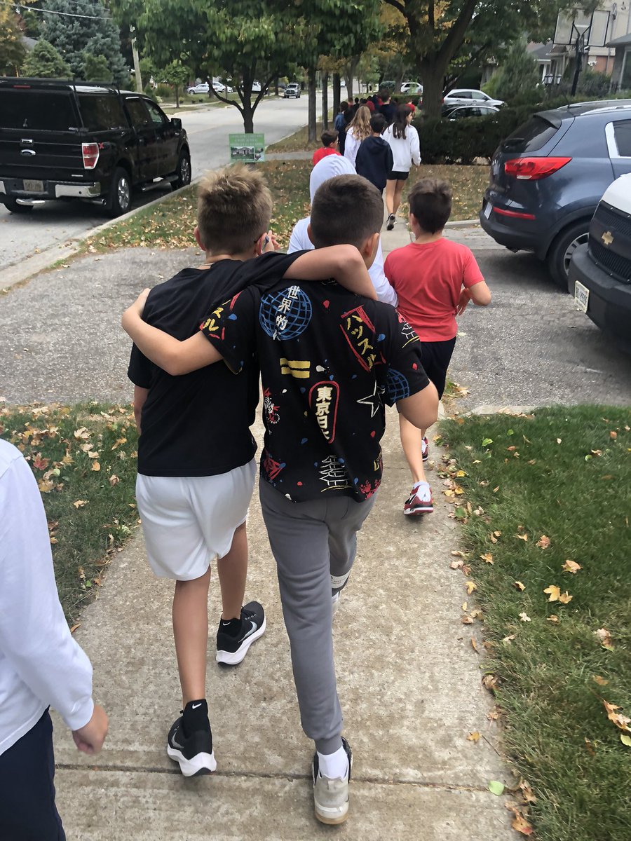 msmarinelli's tweet photo. Terry ran rain or shine⦠so did we!!#TerryFoxRun #runforterry #tcdsb @StGregoryCS https://t.co/WQIT8CxnVA
