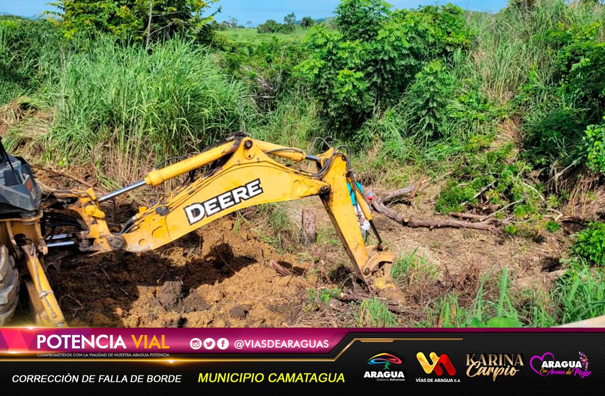 viasdearaguas's tweet photo. 🚧🦺Desplegados con las mejoras de la vialidad en la carretera Nacional hacia el Municipio #Camatagua con corrección de falla de borde, debido a un socavamiento. Gdora. @Soykarinacarpio atendiendo al pueblo.
#CuídateYRefuerzaTuVacuna
@NicolasMaduro @VTVcanal8 @Jacquelincaste https://t.co/b94FCTRkfp