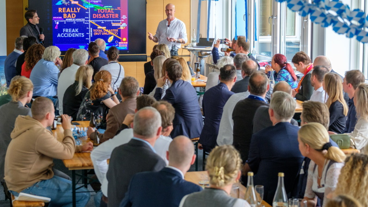 Gekonnte #Krisenbewältigung und a gscheide Vor-#Wiesn-Gaudi auf dem ITK #MEDIASUMMIT 2022:

smarthouse-pro.de/smart-home/gek…