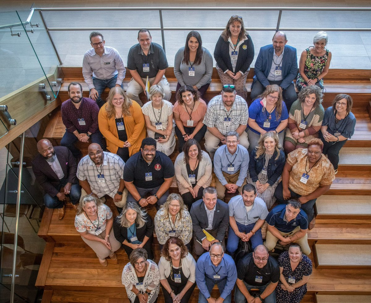 TheKLC's tweet photo. Over 40 public servants gathered for a workshop connecting the KLC leadership framework to their role as an authority figure. The group wrestled with what makes it hard to exercise leadership from a place of authority & crafted experiments to take back to their role.#AuthorityLab https://t.co/IJSMj7M5h6