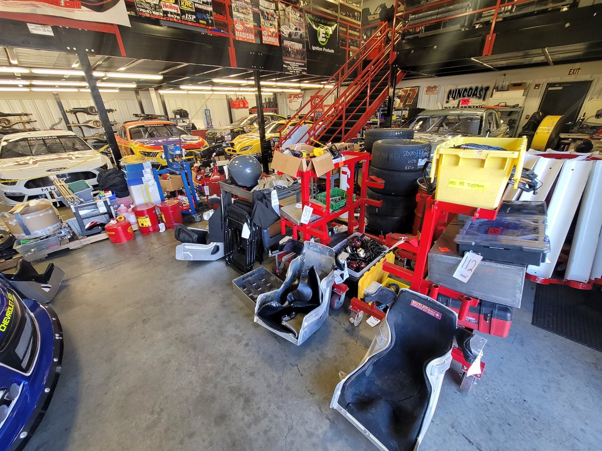 CircleTrackWarehouse tweet media