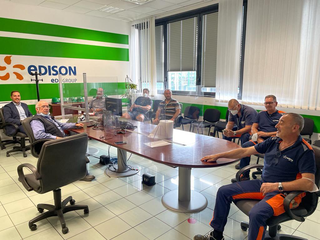 UiltecCalabria's tweet image. Oggi siamo stati a Catanzaro e Simeri Crichi
👇🏻👇🏻👇🏻
#rinnovo #ccnlelettrico 💪🏻