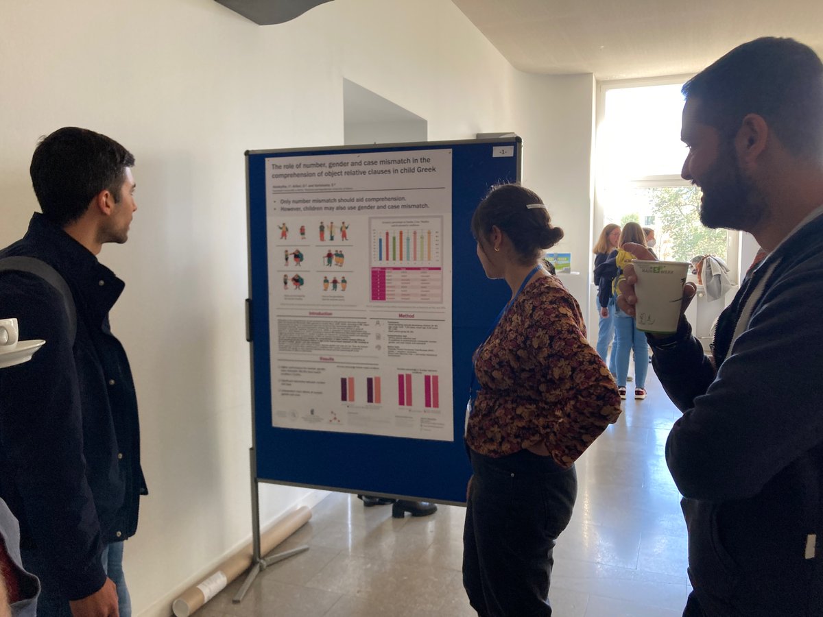 daz_lab's tweet photo. One of the things we’ve missed most during the pandemic is the opportunity to meet colleagues and discuss our research in person. Our first poster session at #GALA15FFM was filled with excitement, laughter, and many fruitful discussions about all things #languageacquistion! https://t.co/m5WWVoopEb