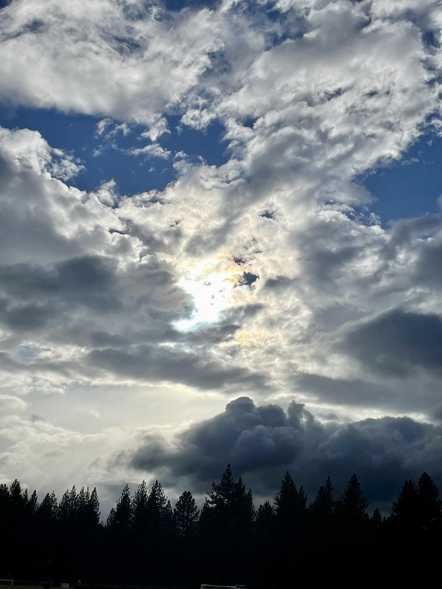 nameehan's tweet photo. The storm clouds and the sun are both needed to create the tension and the beauty of the sky after a downpour just as in life, the joyous cannot exist without the sadness. #ThursdayThoughts https://t.co/tSPSrsYPiV