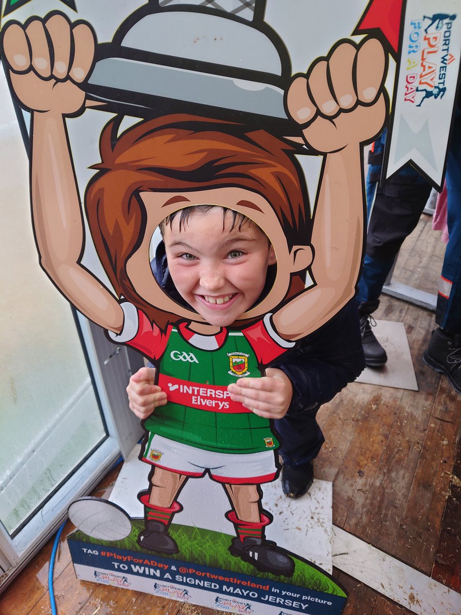 slynch1982's tweet photo. @PortwestIreland  #playforaday https://t.co/yEF0HOvm0g