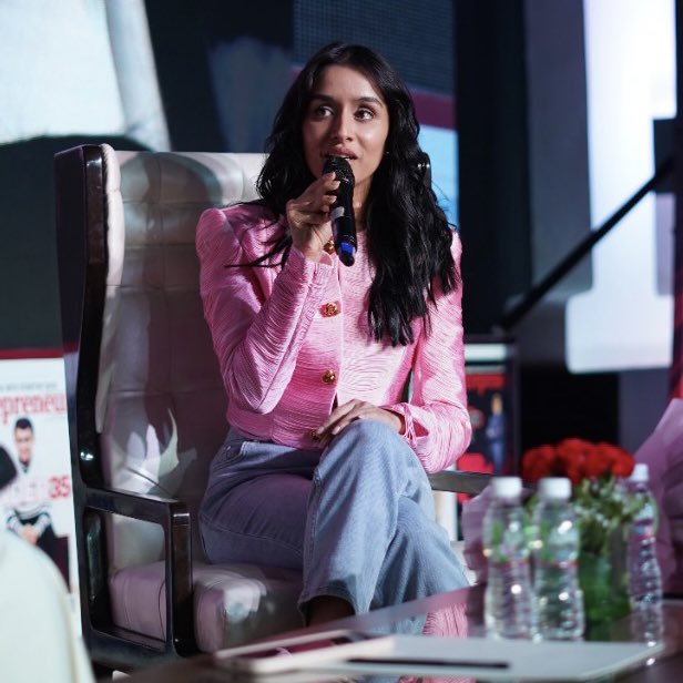 EntrepreneurIND's tweet image. #Entrepreneur2022: @ShraddhaKapoor at Entrepreneur Summit 2022.

 #buildfortomorrow #metaverse #blockchain #retail #vision #networking #visionaries #conference #exhibition #awards #entrepreneurial #shraddhakapoor #shraddha #bollywood #celebrity #celebentrepreuner #bollywoodstar