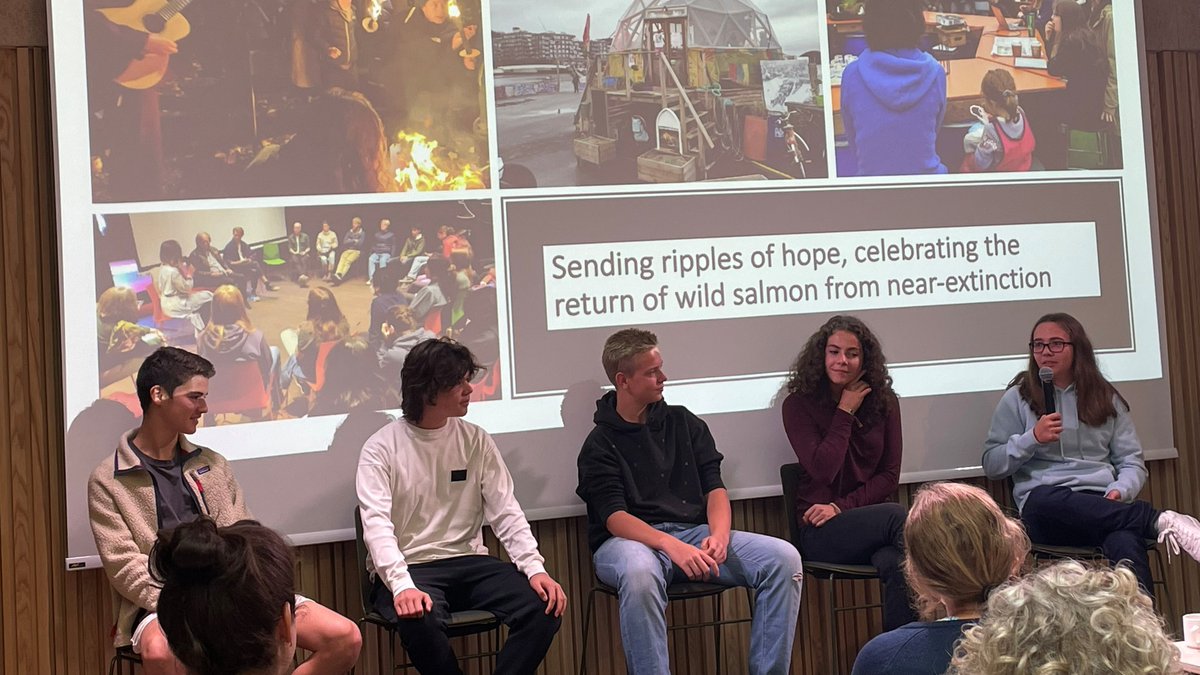 Det utdanningsvitskaplege fakultet (UiO) (@unioslo_uv) on Twitter photo Læreren:
– Vi kunne ikke gjort dette uten den sterke støtten vi fikk og får fra skoleledelsen. Skolen tror på verdien av dette utforskende arbeidet. Og vi møter helt fantastiske aktører i lokalsamfunnet! 
– Jeg har endret meg etter å ha deltatt i prosjektet.
#skoleiverden 4/4 Læreren:
– Vi kunne ikke gjort dette uten den sterke støtten vi fikk og får fra skoleledelsen. Skolen tror på verdien av dette utforskende arbeidet. Og vi møter helt fantastiske aktører i lokalsamfunnet! 
– Jeg har endret meg etter å ha deltatt i prosjektet.
#skoleiverden 4/4