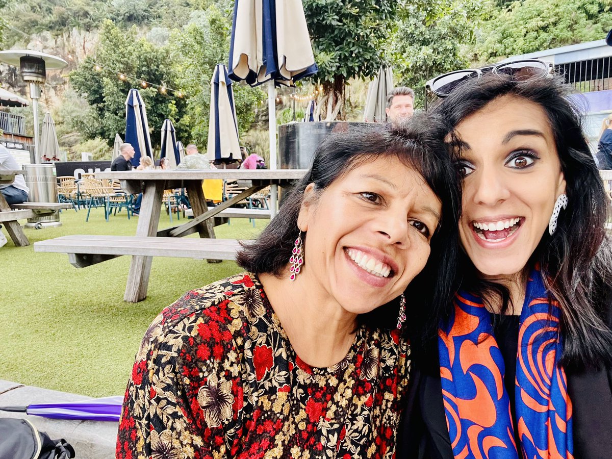 ParbhakarFox's tweet photo. Like seriously, can I look this good when I’m 62 please? Not just a stunner- she’s a bloody nice lady too- far far kinder and more patient than me🔥 #mumsrule https://t.co/29Buela0K4