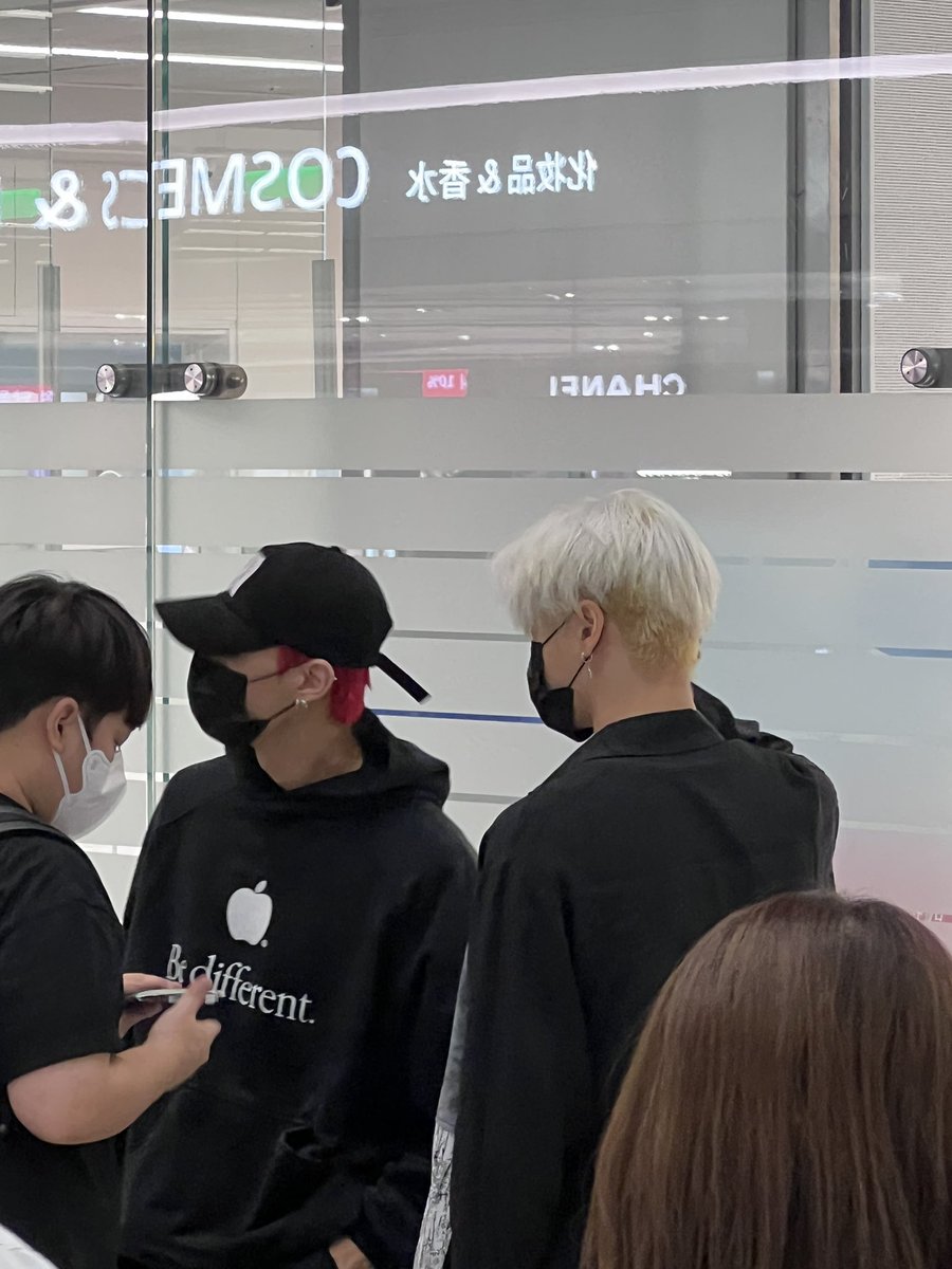 시발성화야……
뒷머리 ㅁㅊ