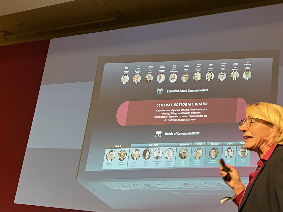 Kommunikation im Wandel bei <a href="/VW/">Volkswagen</a>. Ein Central Editorial Board sichert, dass alle, die auf Management-Ebene kommunizieren, eine gemeinsame Botschaft über ihre eigenen Kanäle senden. Das orchestriert Kommunikation und schafft systematische Reichweite. #kkongress