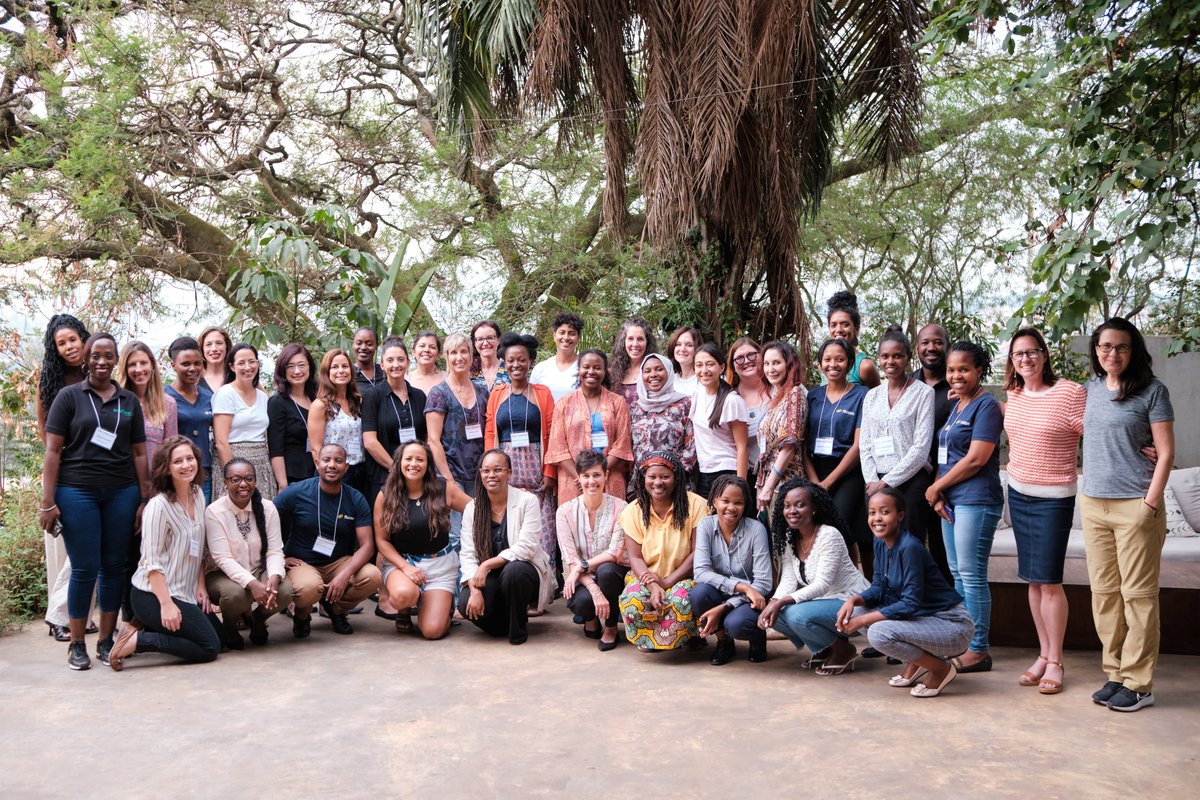 ImpactHubKigali's tweet photo. We were happy to work with @WakeIntl to put together the Tech2Empower Rwanda program, which featured workshops and events with Rwandan social enterprises, female tech entrepreneurs, and young girls to learn more about opportunities for women in tech and promote leadership skills. https://t.co/SqYzQ94h6a