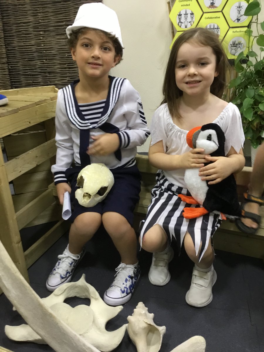 BSMuscatY1's tweet photo. #Year1's sailor day to spark curiosity about the Our World which links our geography, history and English learning about the oceans in our world, the history of sailing in Oman and the life of Sinbad. #curious #linking @BSMuscatHeadPri @BSMuscatPriDHTL @PrincipalMuscat https://t.co/2IBeohwWze