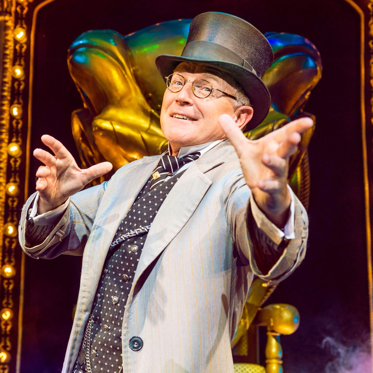 .<a href="/WickedUK/">Wicked UK</a> is delighted to welcome back Mark Curry as ‘The Wizard’ from Tuesday 18 October 2022. Gary Wilmot will play his final performance as ‘The Wizard’ at the Apollo Victoria Theatre on Sunday 16 October 2022.
bestoftheatre.co.uk/blog/post/wick…