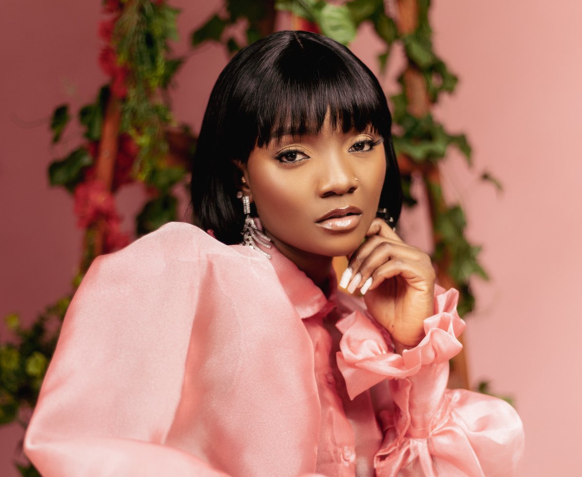 Can you Simi now? Have you seen @SympLySimi's Logba Logba video yet? Check it out here ow.ly/Q1x150KQ4Gw