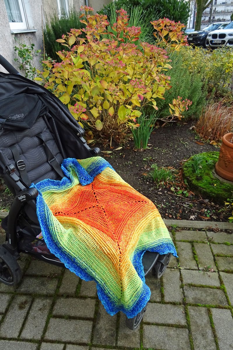 Selana1505's tweet photo. I love my handmade blankets!
Dreamscapes blanket is a crochet baby blanket, but you can just continue the textured stripes to turn it into any size you want. https://t.co/W0bxyVrv8R
#CrochetTwitter #CrochetBlanket #BabyBlanket #ElevensesHour #OffRavDesigner #CraftBizParty https://t.co/azSJrmYZgE