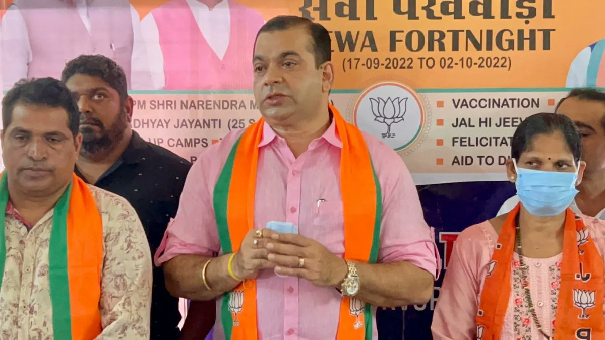 goa4bjp's tweet photo. Led by IT Minister @RohanKhaunte, BJP Mandal in Porvorim adopted TB patients as part of the ongoing #SewaPakhwada program. Mandal President Kishore Asnodkar, Members of the Zila Parishad, Panches and other dignitaries were present for the program. https://t.co/VoOheUZphK